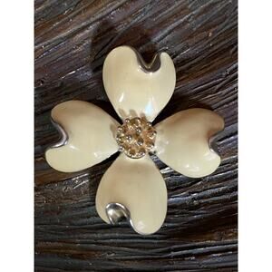 Vintage Dogwood Flower Enamel Brooch